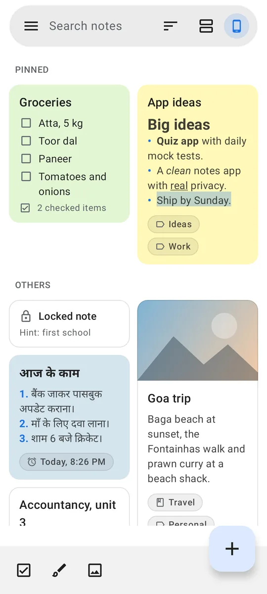 Home screen: notes as cards in a grid, pinned notes on top, search bar above.